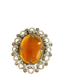 Vintage genuine butterscotch baltic amber brooch